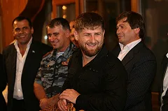 Кадыров пообещал отдать жизнь за Путина