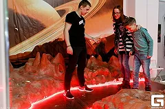 Жители Екатеринбурга прогуляются по Марсу