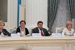 Нарколог предложил убрать алкоголь из магазинов в жилых домах