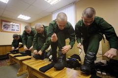 Детей силовиков зачислят в школы Екатеринбурга раньше, чем остальных