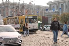 В центре Екатеринбурге отложили ремонт пешеходных переходов