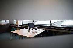 Чаще всего задерживаются на работе женатые отцы семейств