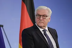 Штайнмайер: Россию стали считать серьезным игроком из-за Сирии