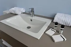 Ройзман увидел в запрете хостелов усиление контроля над молодежью