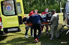 «Все в крайне тяжелом состоянии». Медики рассказали о пострадавших в ДТП в Лесном