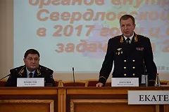 Главный свердловский полицейский пожаловался на условия жизни своих подчиненных