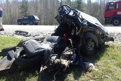 Водитель «Лады Самары» погиб на Тюменском тракте. Машину разорвало на части
