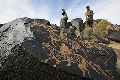 Свыше 600 наскальных рисунков возрастом две тысячи лет обнаружено в Китае