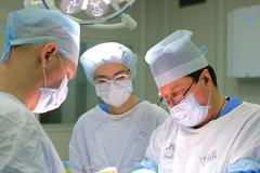 В Екатеринбурге врачи удалили желудок через миллиметровый прокол