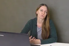 Осужденная по «экстремистской» статье журналистка Светлана Прокопьева уехала из России