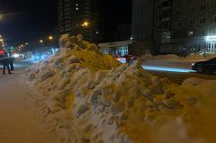 Водитель снегоуборочной машины рассказал, кто виноват в нечищеных дорогах Екатеринбурга