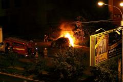 Infinity FX35 сгорел сегодня ночью в Екатеринбурге