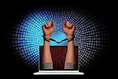 Задержан 23-летний педофил, который развращал 10-летнего ребёнка через Интернет