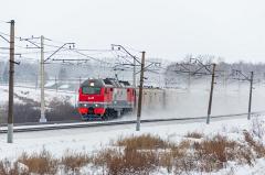 В Свердловской области поезд насмерть сбил женщину