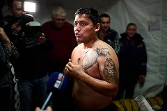 Студент УрФУ из Эквадора во время Крещенского купания показал «Матрешку»