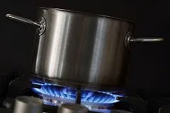 Эксперты рассказали о последствиях снижения температуры воды в квартирах