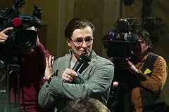 «Совсем страх Божий потеряли?»: Сергей Безруков ответил противникам храма