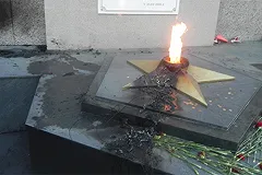 Тульские школьники задержаны за жарку картошки на Вечном огне