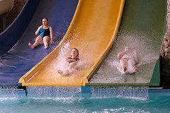 Девочка, которая едва не погибла в аквапарке, вышла из комы