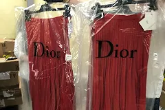 За нелегальный ввоз дизайнерской одежды бизнесмен заплатит почти миллион рублей