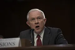 «Фабрика троллей» потратила на работу в США около $2,3 млн