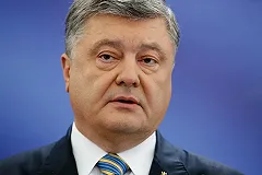 Порошенко назвал принятие закона о реинтеграции Донбасса сигналом Крыму