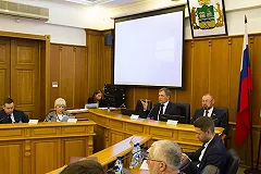 Алексей Вихарев обратился к жителям Уралмаша и Эльмаша: «Я по-прежнему остаюсь вашим депутатом»