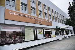 Люди без QR-кодов устраивают истерики в поликлиниках Екатеринбурга за медотвод