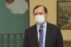 Свердловские власти сообщили о введение новых ограничений из-за коронавируса