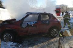 Уралец поджёг автомобиль возле храма