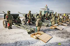 Екатеринбуржцев предупредили о канонаде над городом