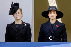 Меган Маркл отказалась слушать королеву на семейном совете