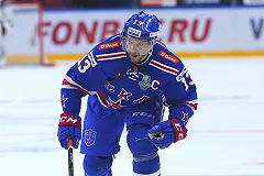 «Автомобилист» пошел на риск ради контракта с Павлом Дацюком