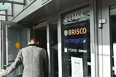 В «Когалымавиа» нашли ответственных за погрузку багажа в А321