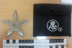 В аэропорту Кольцово у пассажира по прилету отобрали оружие ниндзя