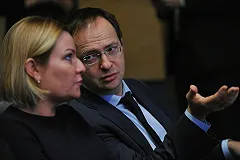 «Я вас не знаю. Идите на ***». Новый министр культуры носила майку с матерной цитатой