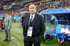 Черчесов не вызвал Акинфеева и Смолова на ближайшие матчи сборной России