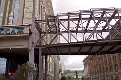 Крупные торговые центры затормозили развитие стрит-ритейла в Екатеринбурге