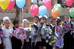 В мэрии Екатеринбурга поддержали отказ от школьных букетов на 1 сентября