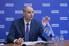 Свердловский губернатор Паслер напрямую подчинил себе три министерства и один департамент
