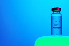 Врач из Екатеринбурга рассказала, как чувствует себя после прививки от коронавируса