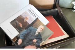 В Екатеринбурге выбросили на свалку чемодан с архивом Заслуженного художника России