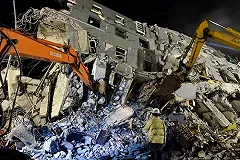 Число жертв землетрясения на Тайване достигло 23