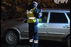 Адвокат задержанного за пьяную езду съел чек алкотестера в Туве