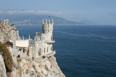 Назван минимальный тариф на проживание туристов в Крыму летом