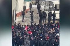 В Екатеринбурге в мечеть на Репина нагрянули люди с автоматами