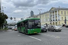 В Екатеринбурге собираются отменить автобус, который едет через центр до «Меги»
