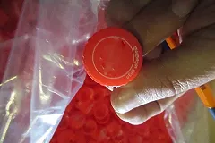 «Целый ж/д состав». На Урал привезли 4,5 миллиона крышек для производства «Кока-Колы» и «Фанты»