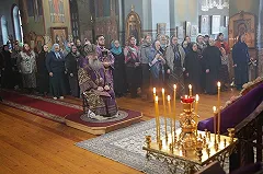 Крупный telegram-канал раскритиковал екатеринбургского митрополита за сбор горожан на богослужение