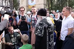 Бывший глава колонии, в которой сидел судимый за убийство отец Сергий, заступился за священника